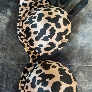 Victoria secret b36 push up bra.